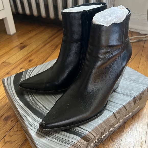 Jeffrey Campbell Flynn Ankle Boots | Black - Picture 3 of 10